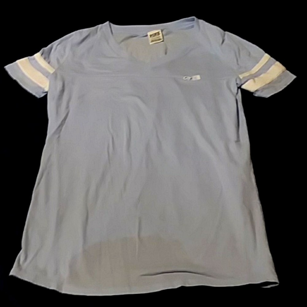 Powder blue short sleeve varsity tee with v-neck